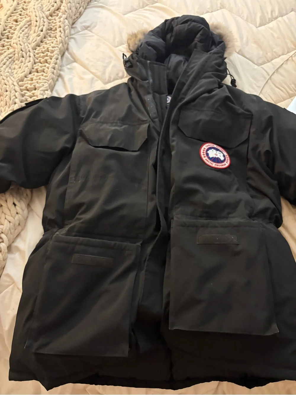 Canada goose men’s expedition down park(Size large)